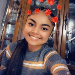 Meet your Posher, Fernanda